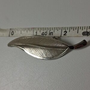 Vintage Silver Tone Leaf Brooch Pin Minimalist‎ Nature Jewelry Y2K Retro Gift